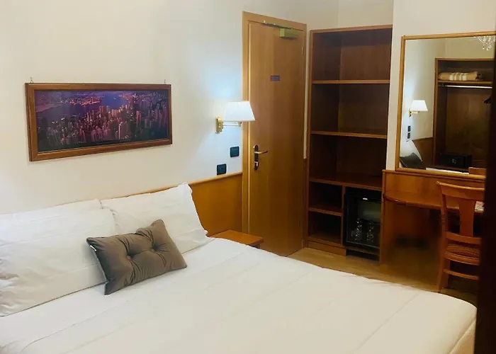 Hotel Cassia 3*